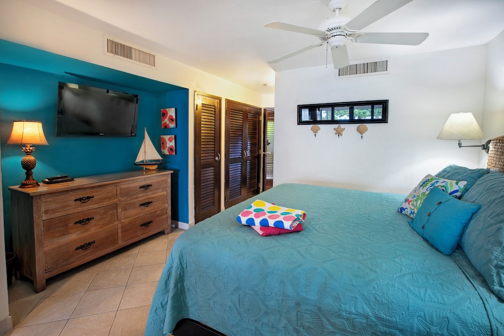 Sapphire Beach Resort 15/50