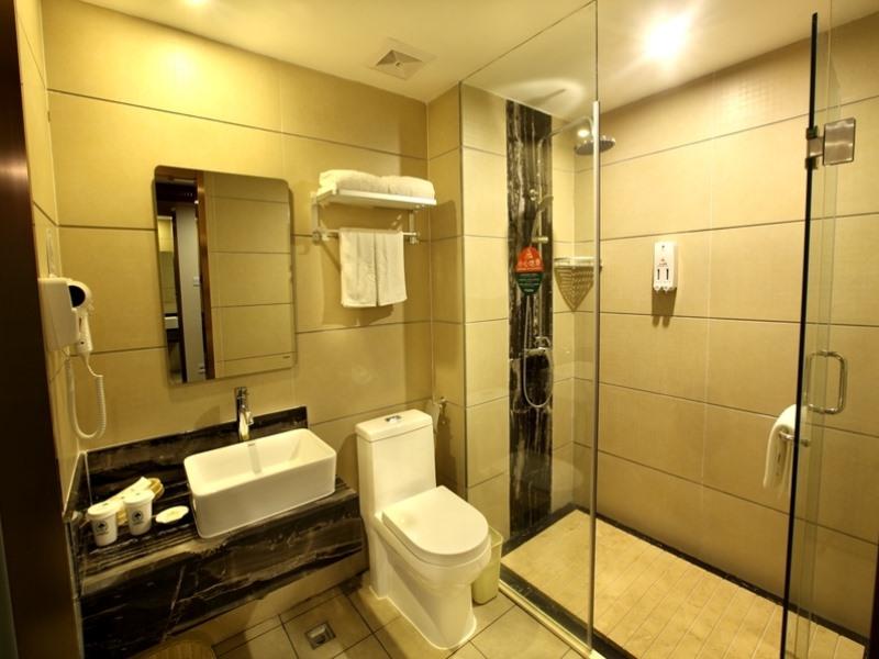 Greentree Inn Sanya Jiyang District Yalongbay Yingbin Avenue Hotel 23/23