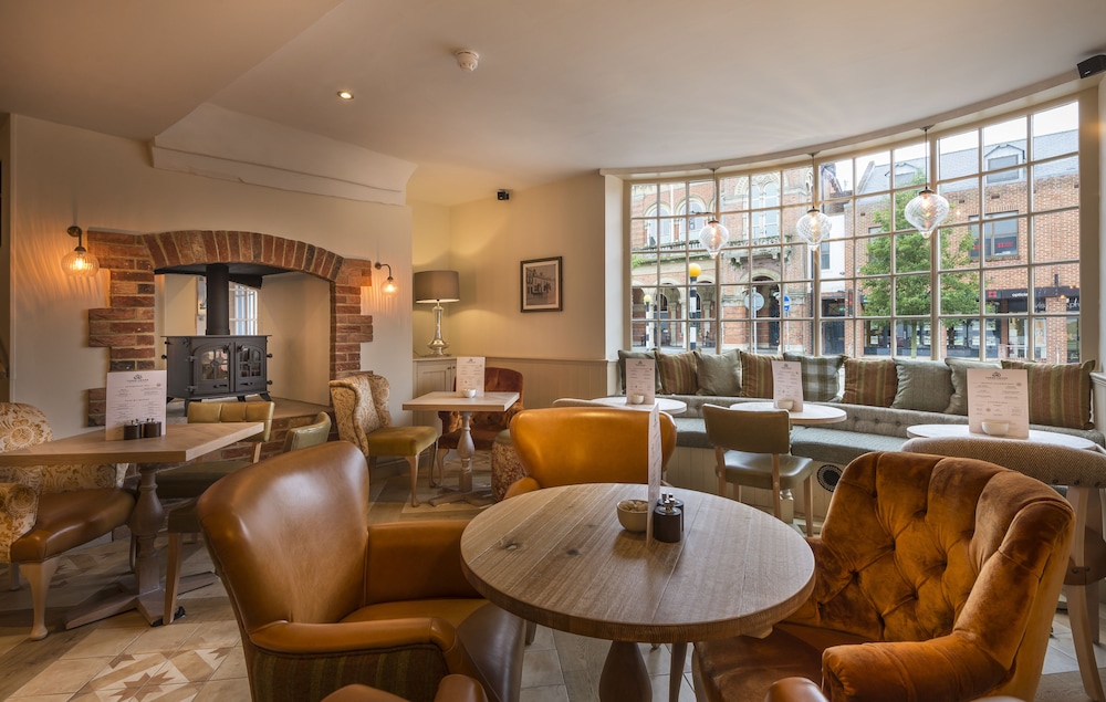 Three Swans Hotel 25/49