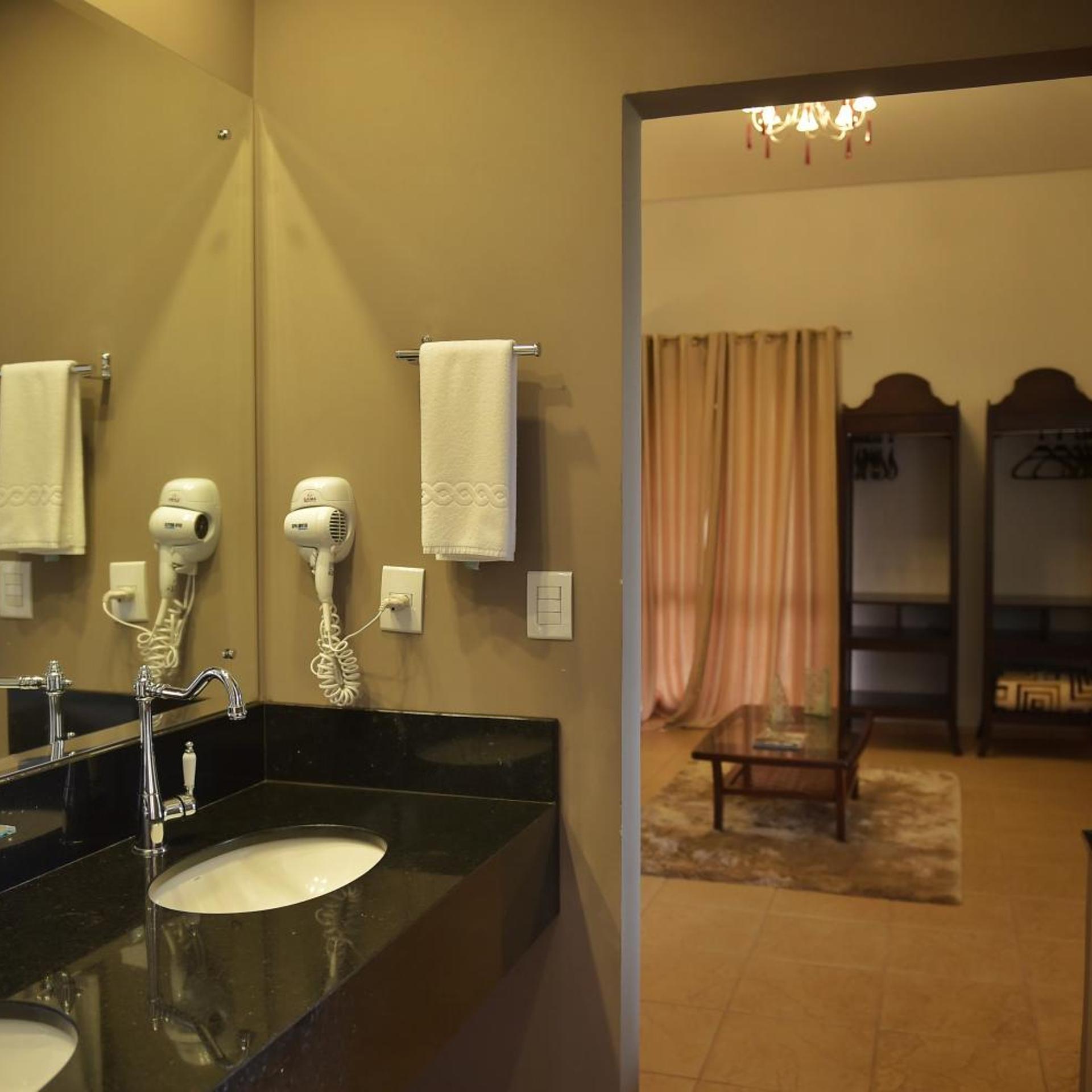 Tenonde Park Hotel 50/50