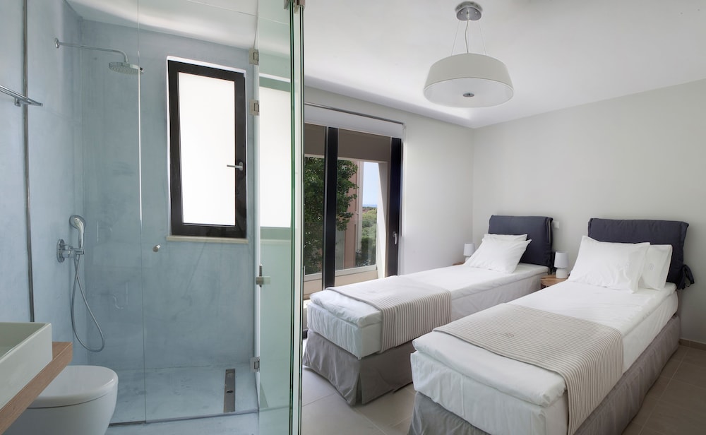 Aethrion Boutique Homes 13/50