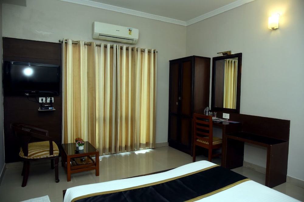 Hotel Pearl International 23/42