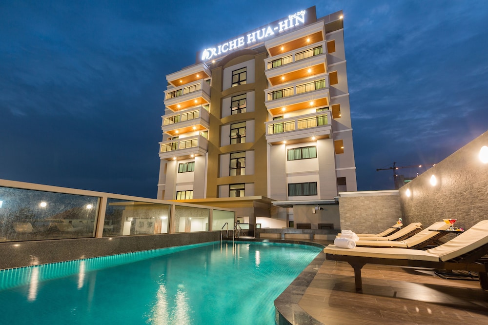 Riche Hua Hin 4/50