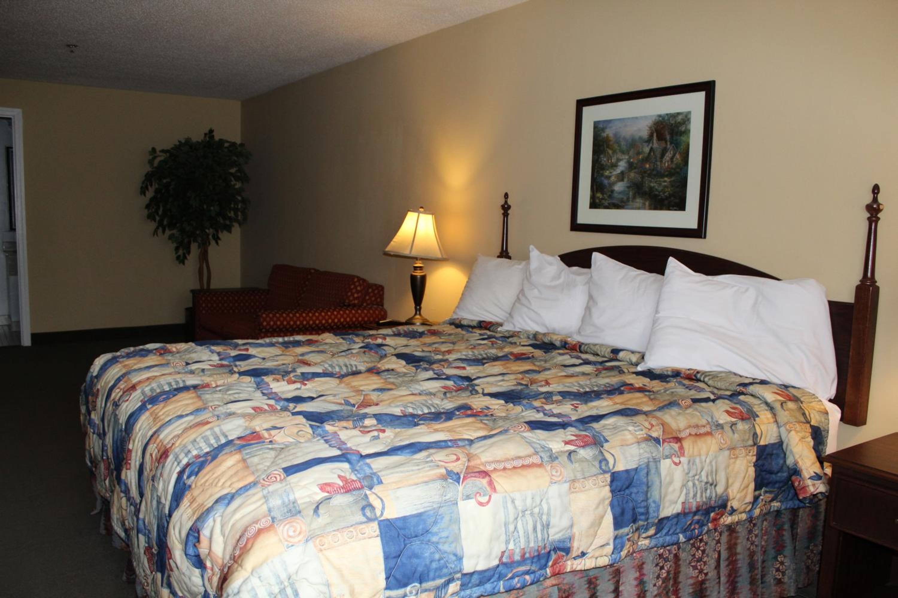 غرفة ديلوكس، Americas Best Value Inn Springfield - Mansion View 3/10