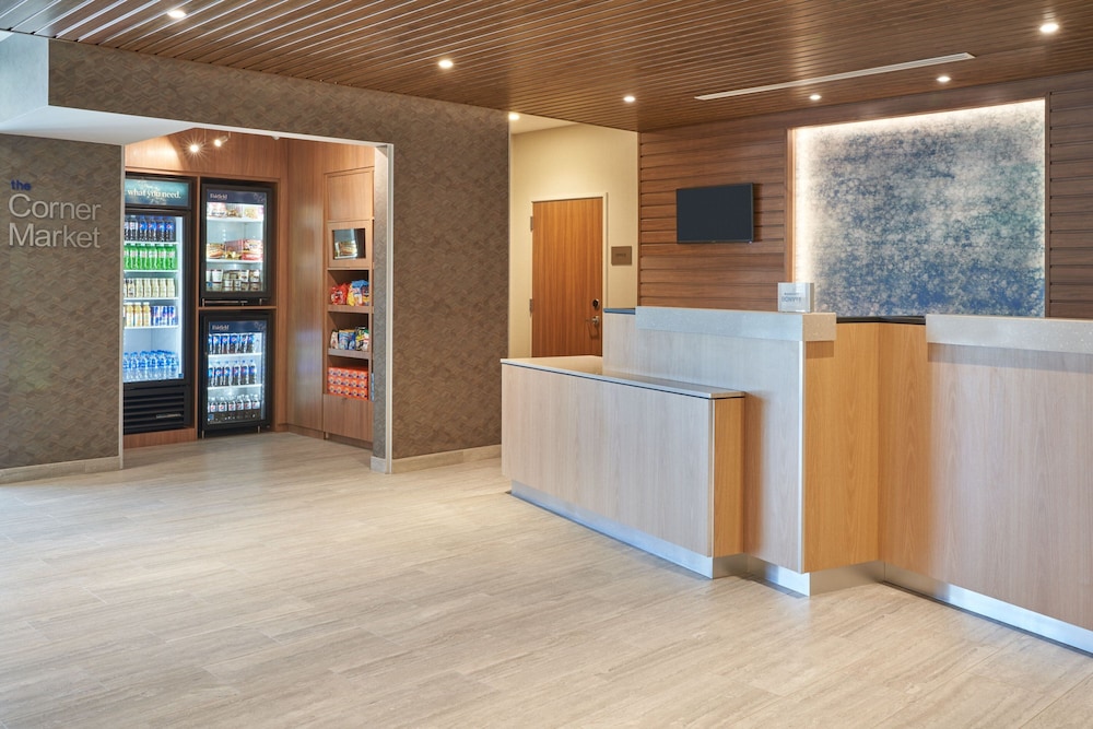 Fairfield Inn & Suites by Marriott West Palm Beach 3/37