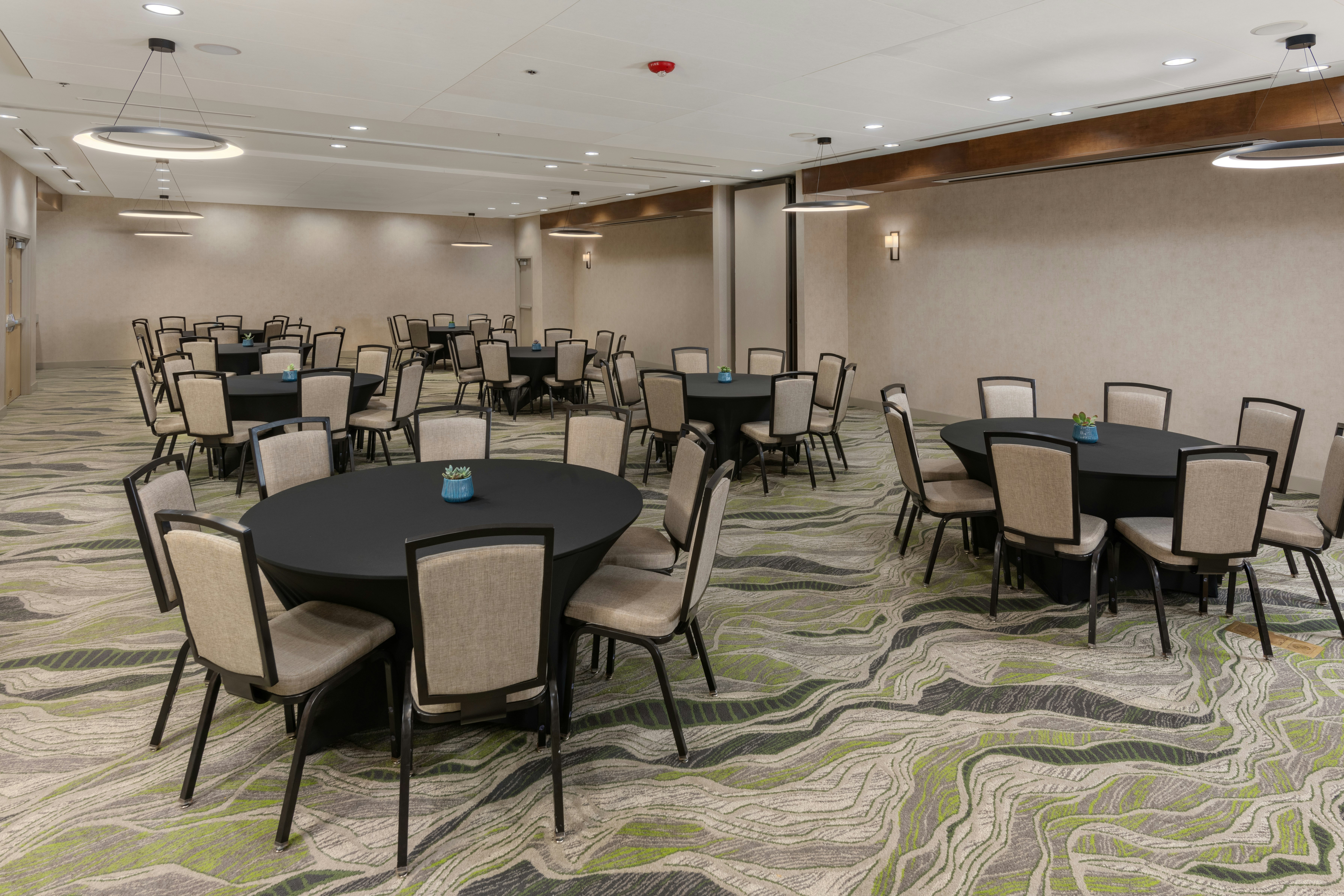 DoubleTree by Hilton Phoenix Chandler 29/36