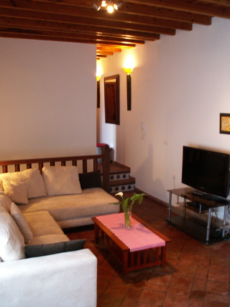 Oasis Backpackers Hostel Granada 30/50
