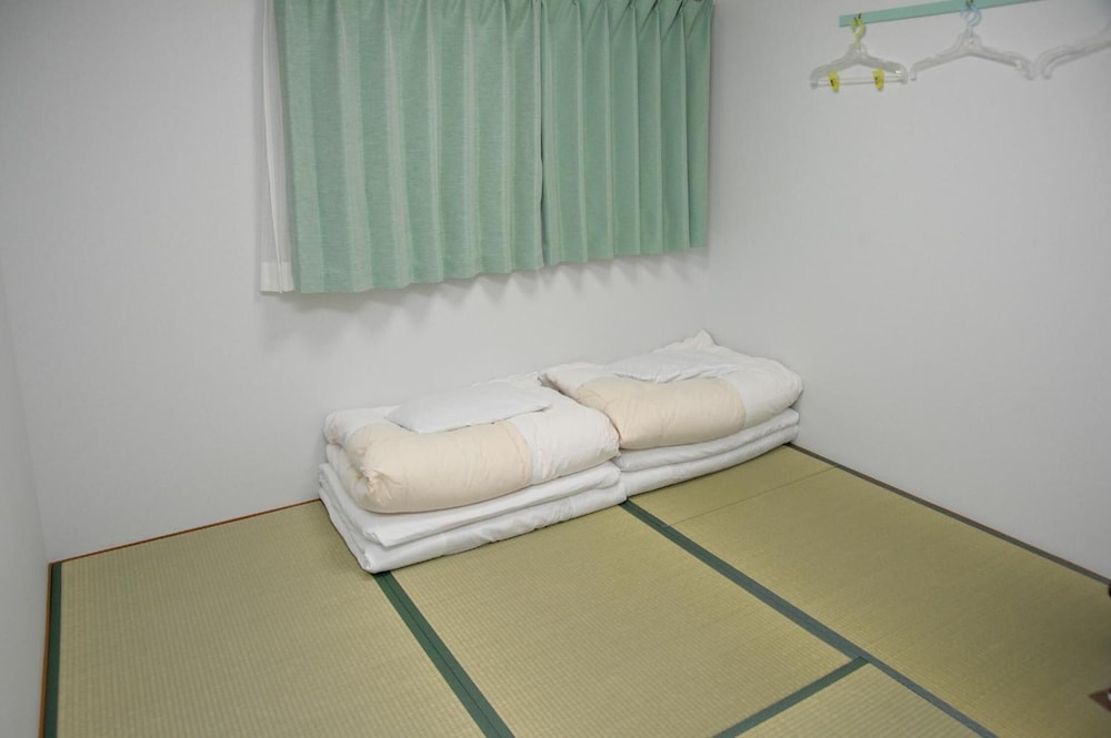 BJ Family House 12/27