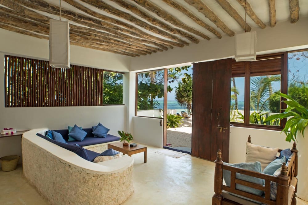 Indigo Beach Zanzibar 43/75