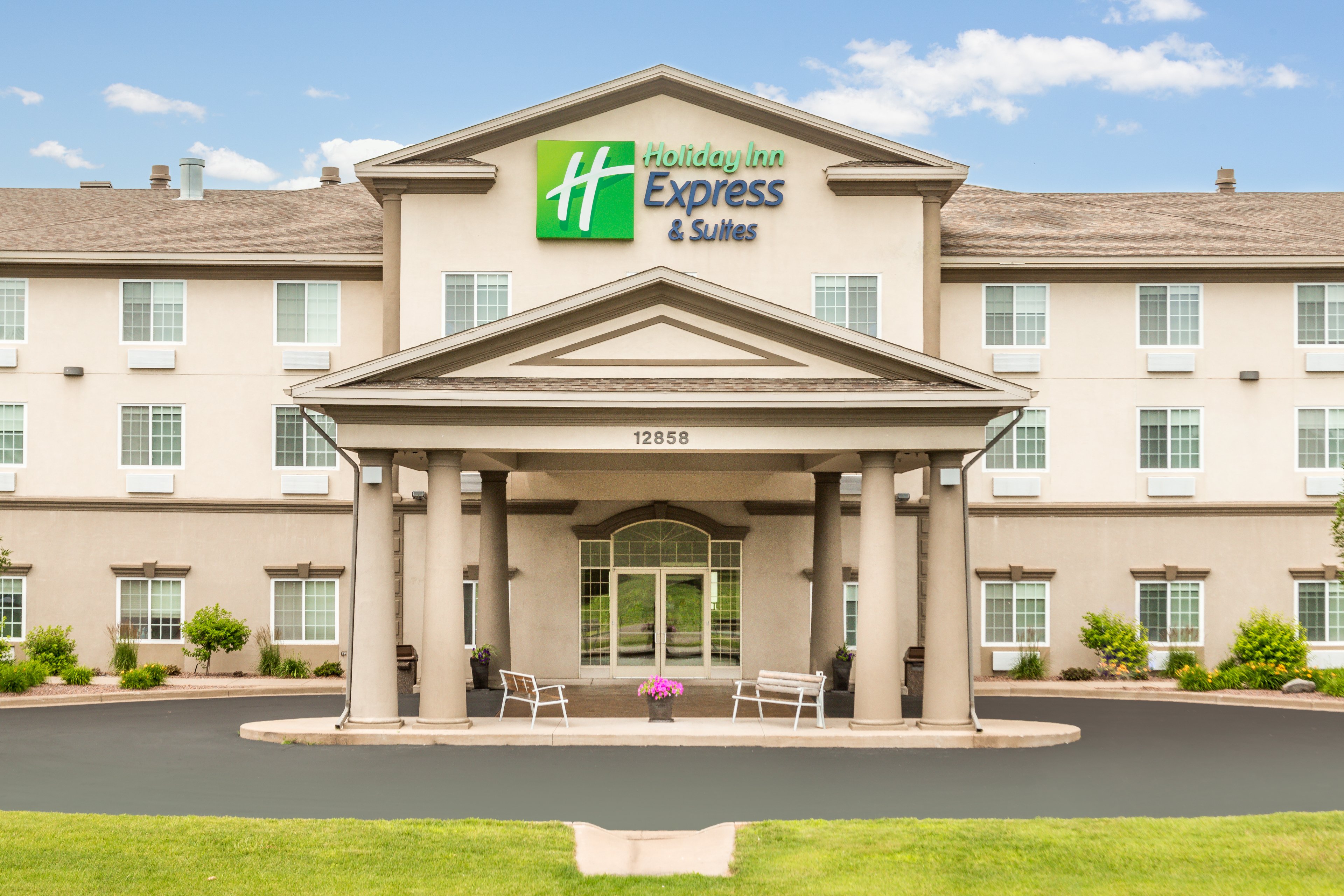 Holiday Inn Express Hotel And Suites Eau Claire North 5/57