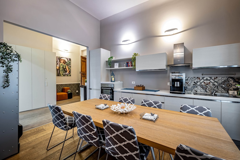Antico Centro Suites 55/66