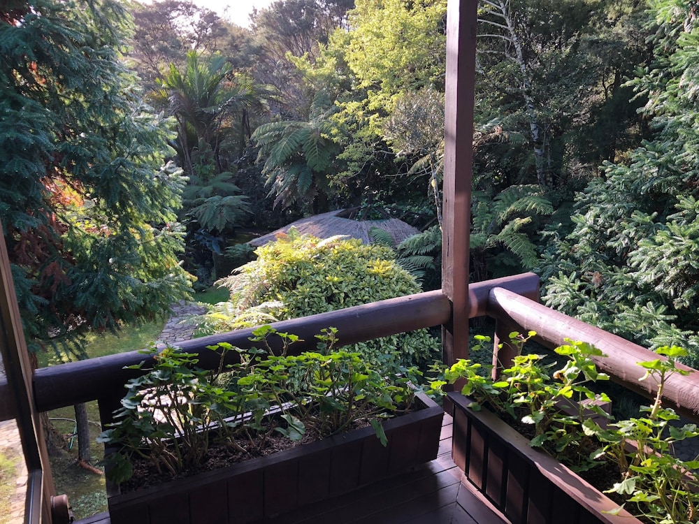 RAPAURA WATERGARDENS 19/36