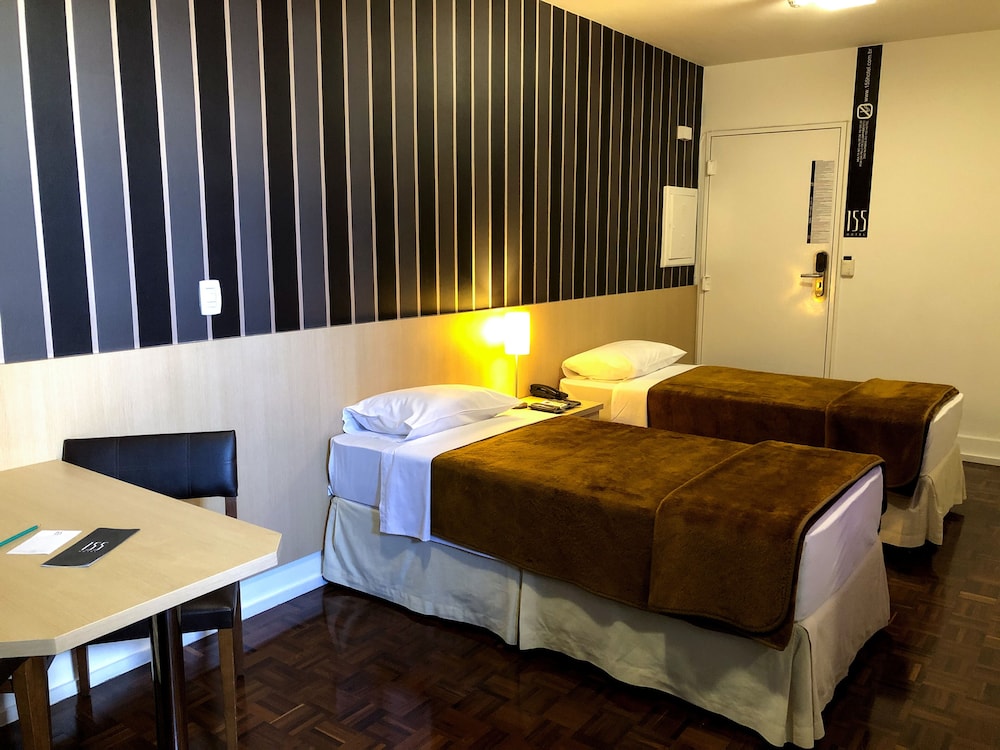 155 HOTEL 24/54