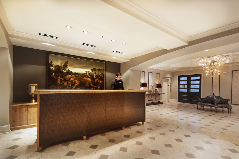 Hotel Ballard 6/56