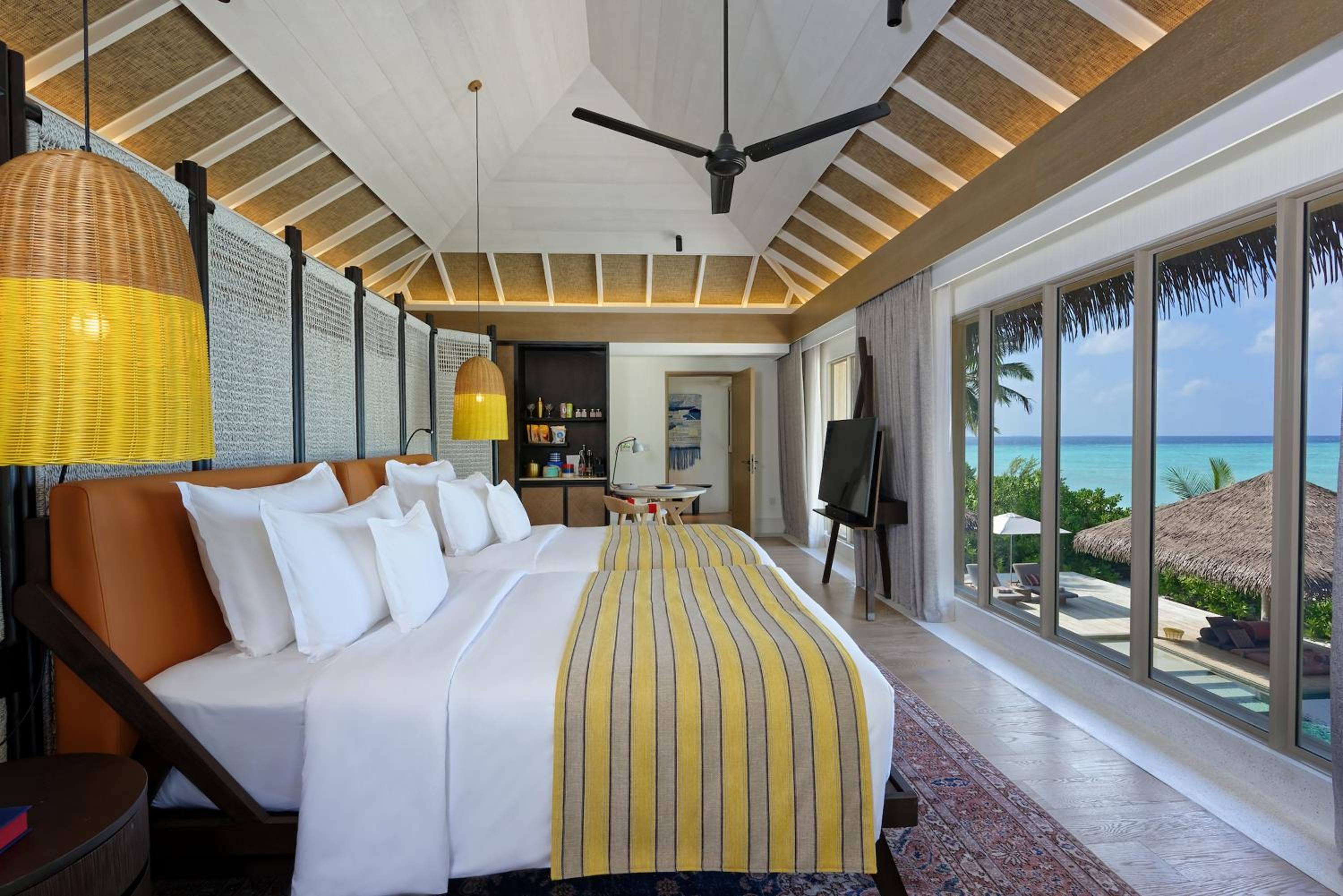 2 Bedrooms, Pool Residence, Beach Front