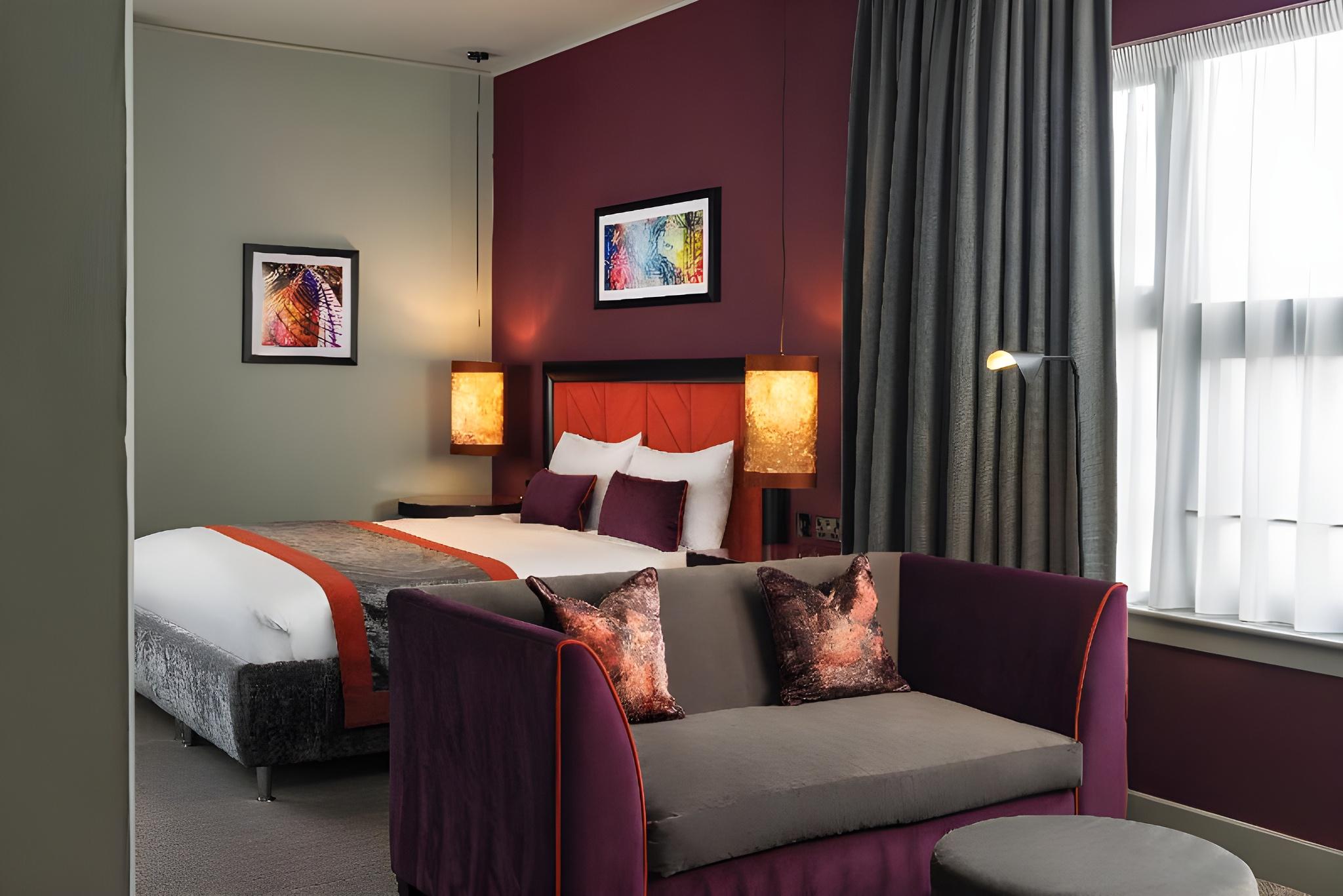 Club, Deluxe, Double Bed, Bridge View