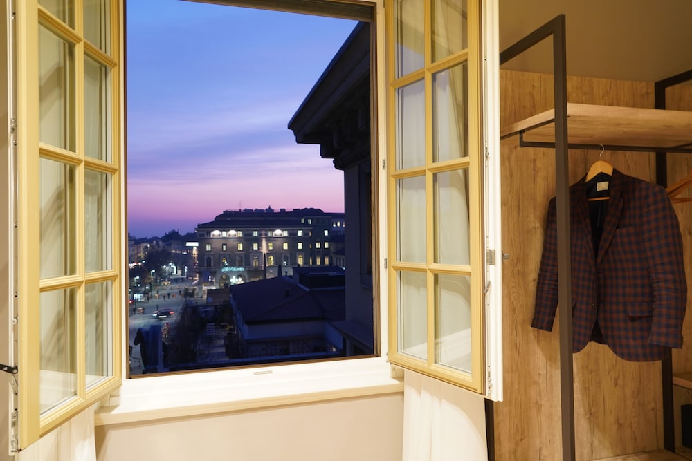 Bergamo Inn 43 21/31
