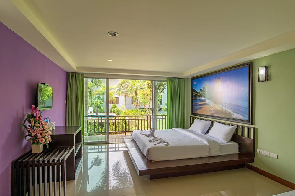 Krabi Home Town Boutique 19/38