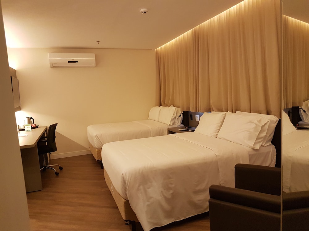 HOLIDAY INN GOIANIA 26/78