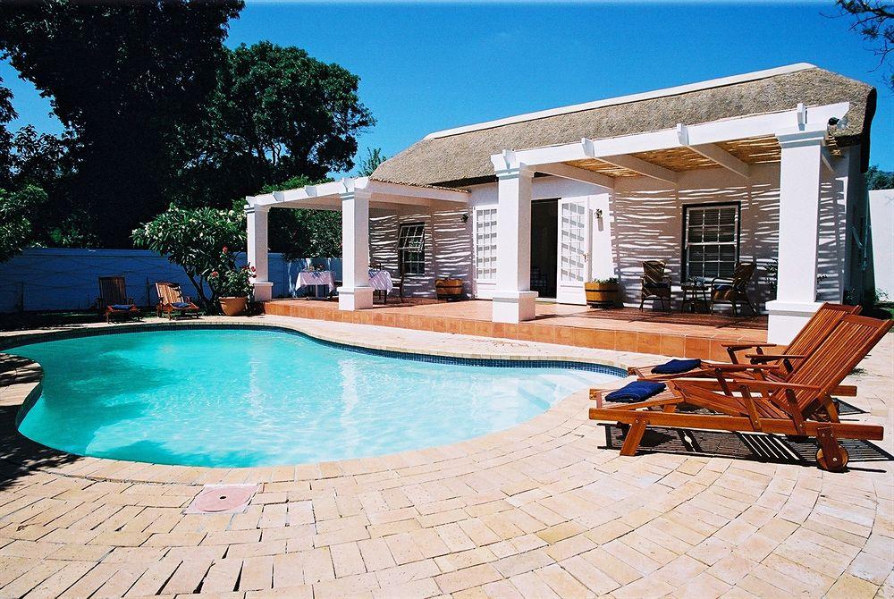 Morningside Cottage 25/28