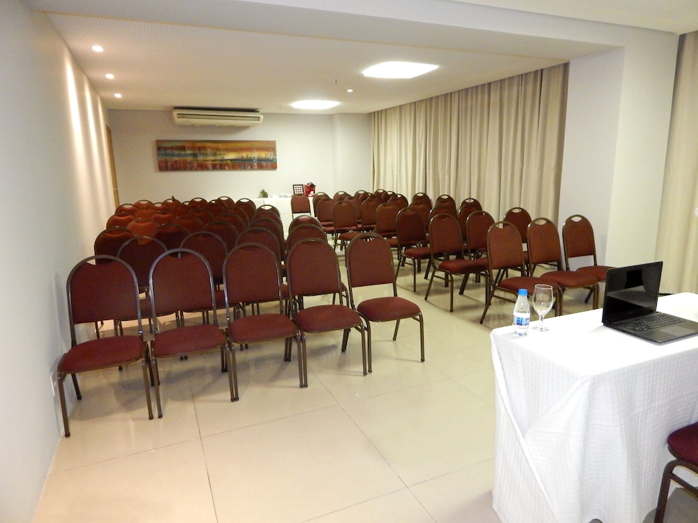 Hotel Beaga Convention Expominas By MHB 61/68