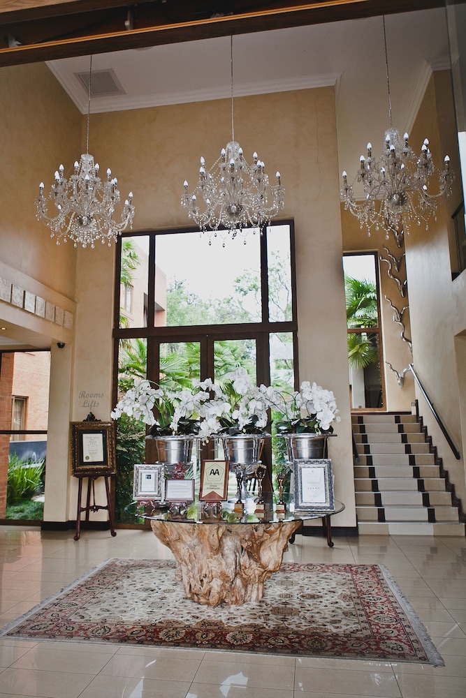Fusion Boutique Hotel 53/68