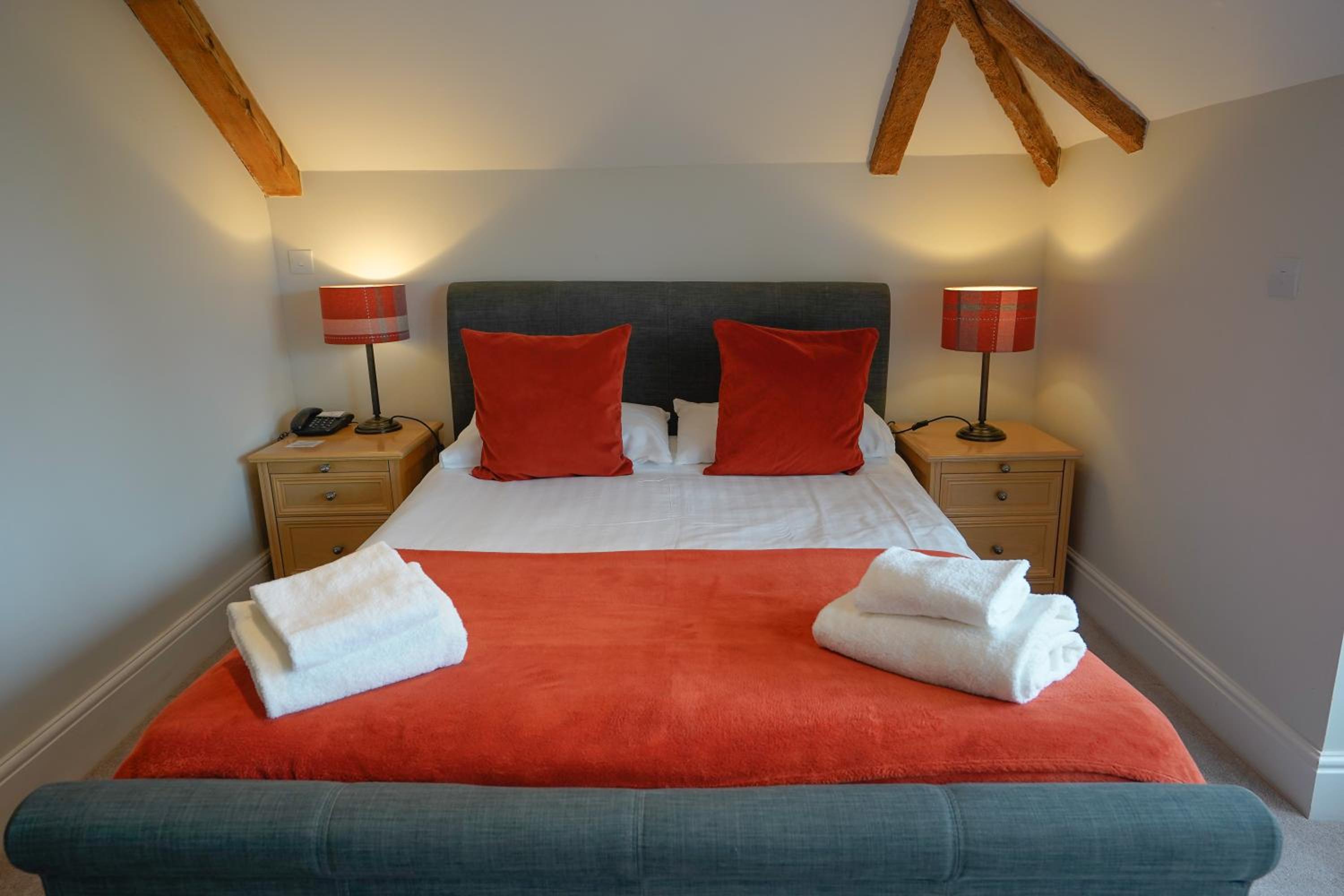 Superior, King Bed