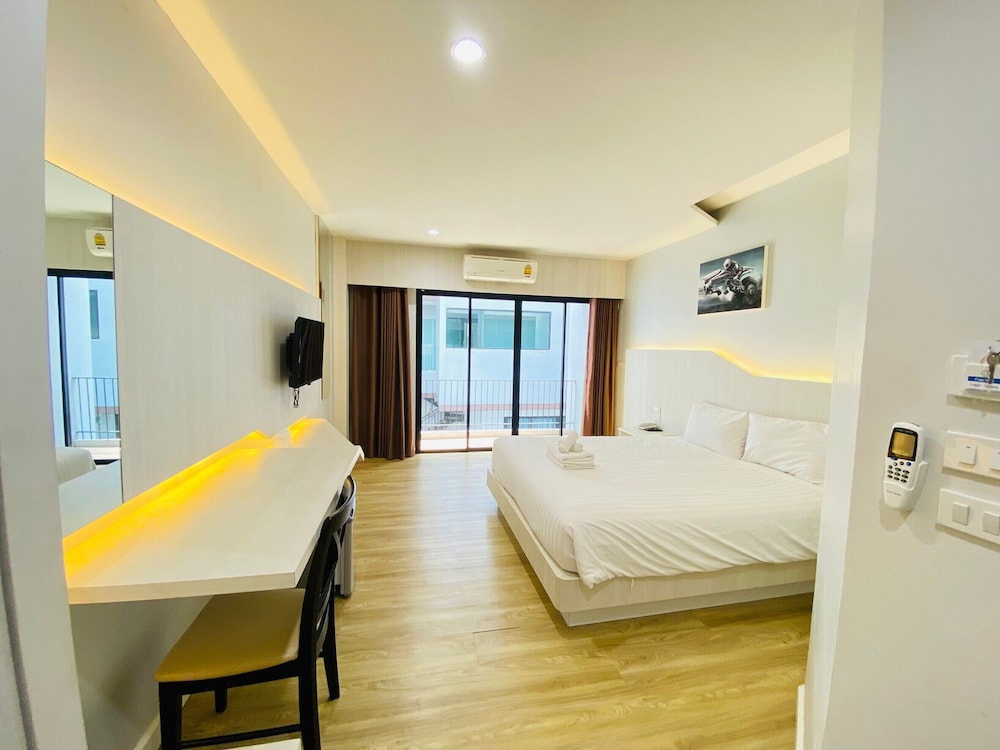 Luxsna Residence 18/63
