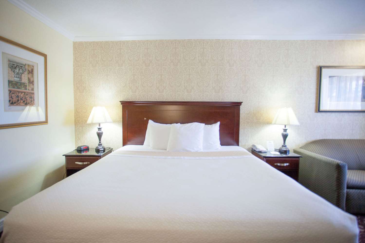 Days Inn By Wyndham Shenandoah 14/52