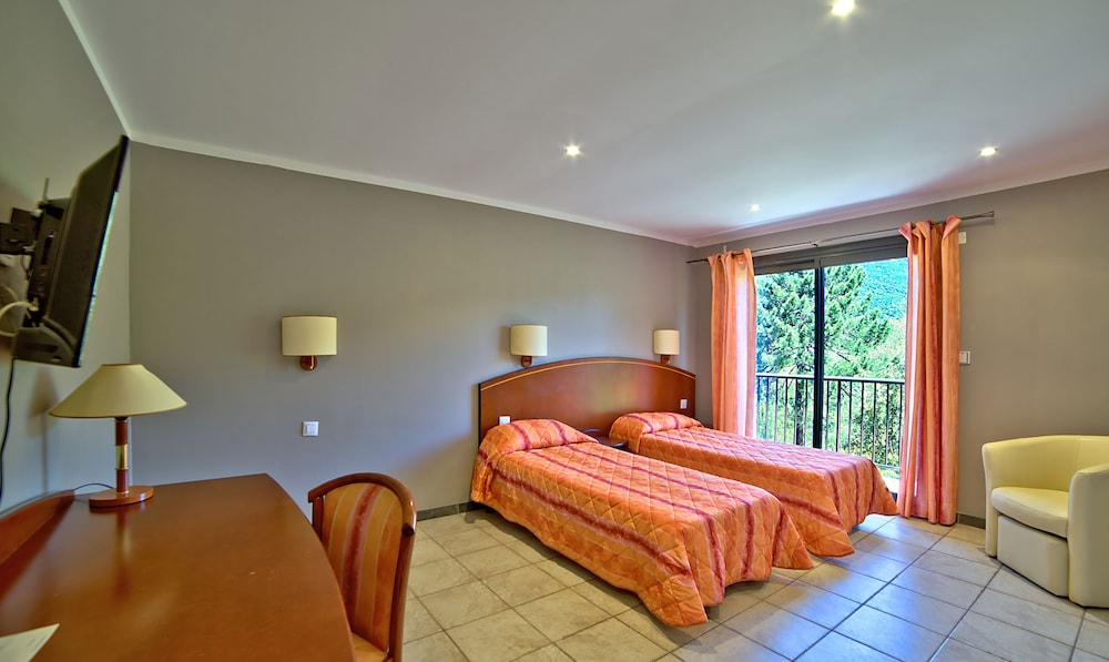 HOTEL DES DEUX SORRU 31/63