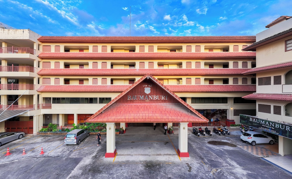 Baumanburi Hotel 7/67