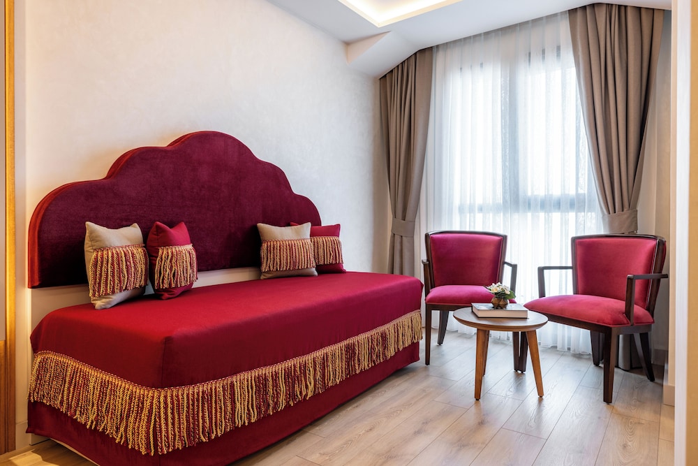 CARINA GOLD HOTEL 44/65