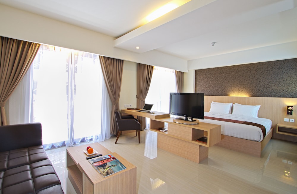 Sense Sunset Seminyak 41/57