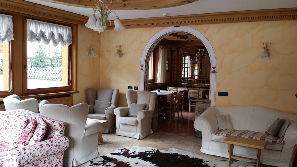 Alba Alpine Hotel 58/71