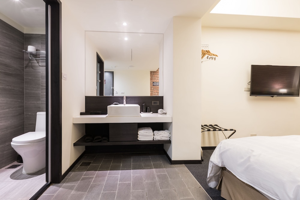 Home Rest Hotel 52/55