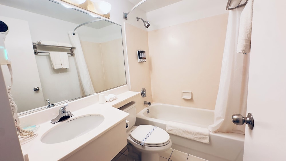 Flushing Central Hotel 58/59