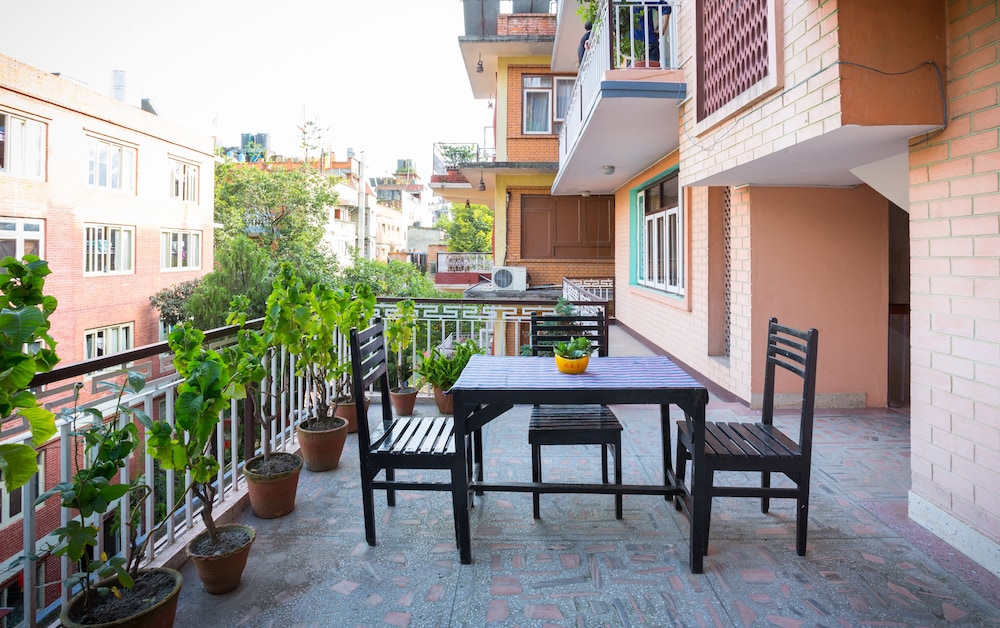 Kathmandu Nomad Hotel 35/39