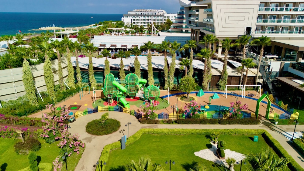 Adenya Hotels and Resort 63/69