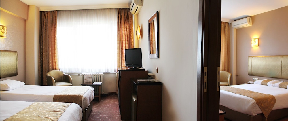 Artic Hotel 9/26