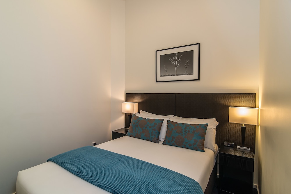 Gilmer Serviced Apartments 20/55