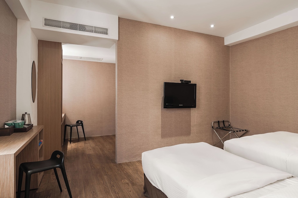 The Riverside Hotel Hengchun 33/60