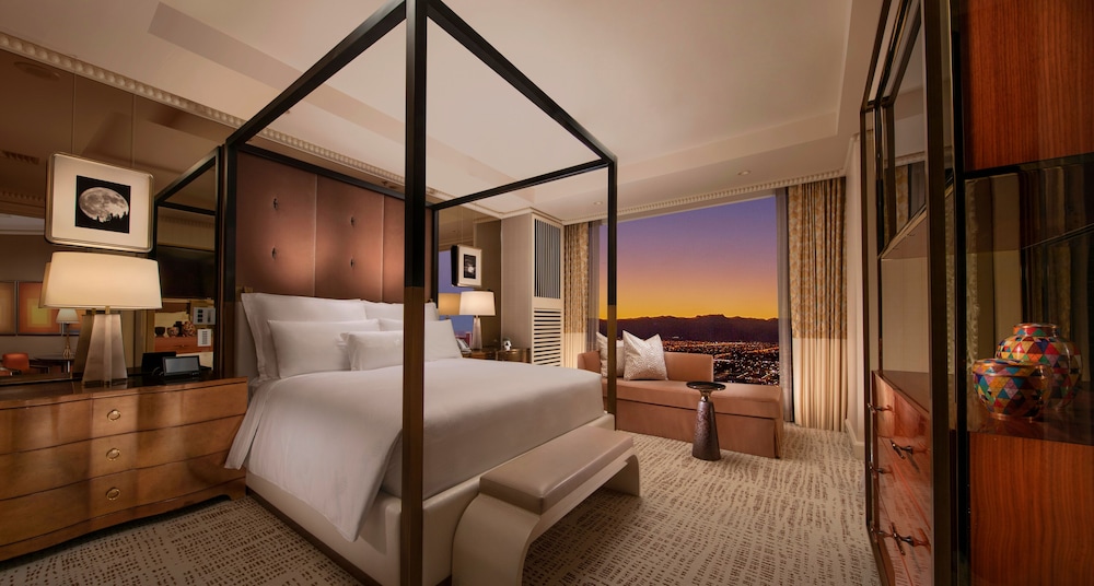 TOWER, SUITE, LIVING AREA