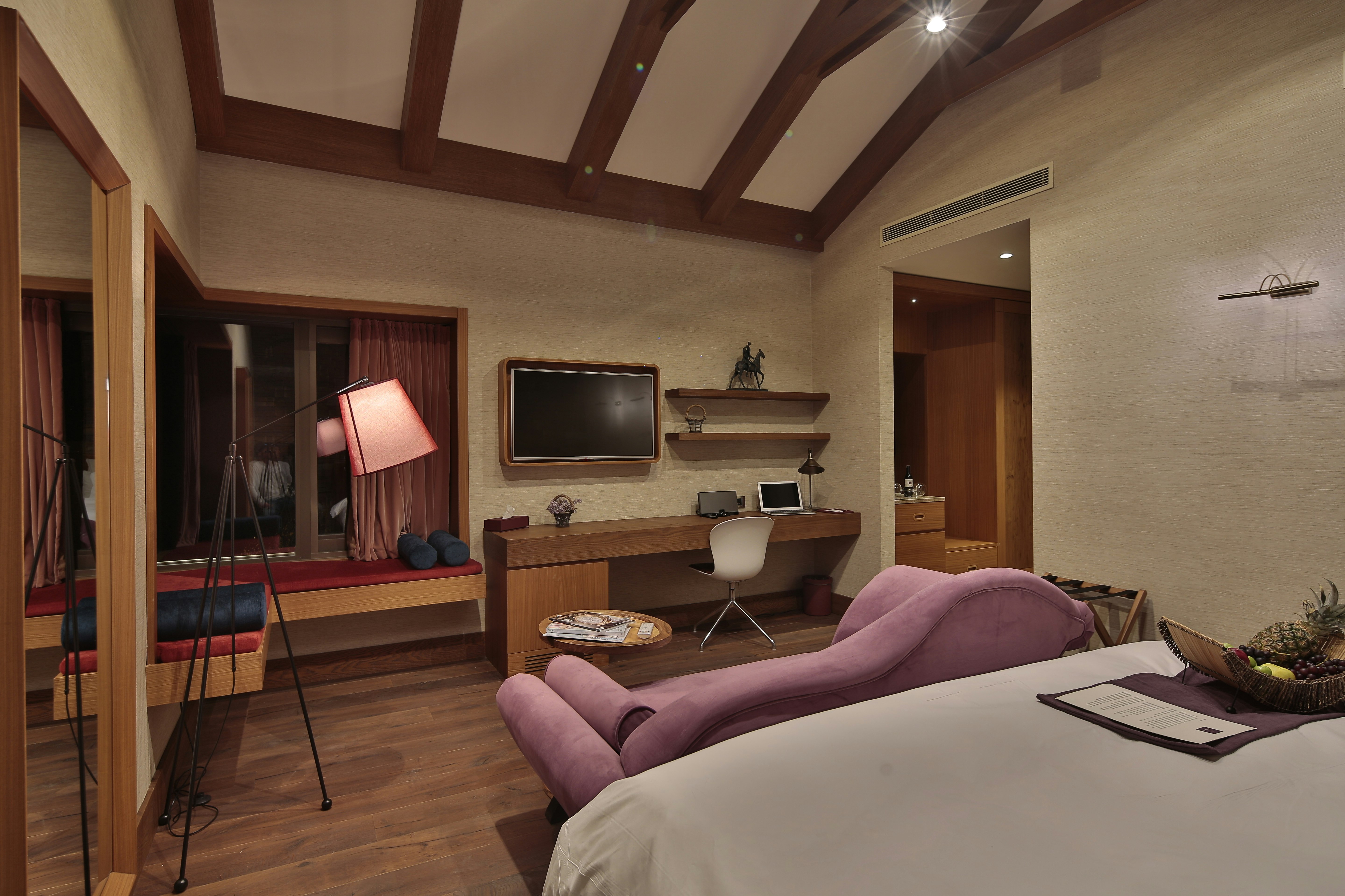 Loft, Suite