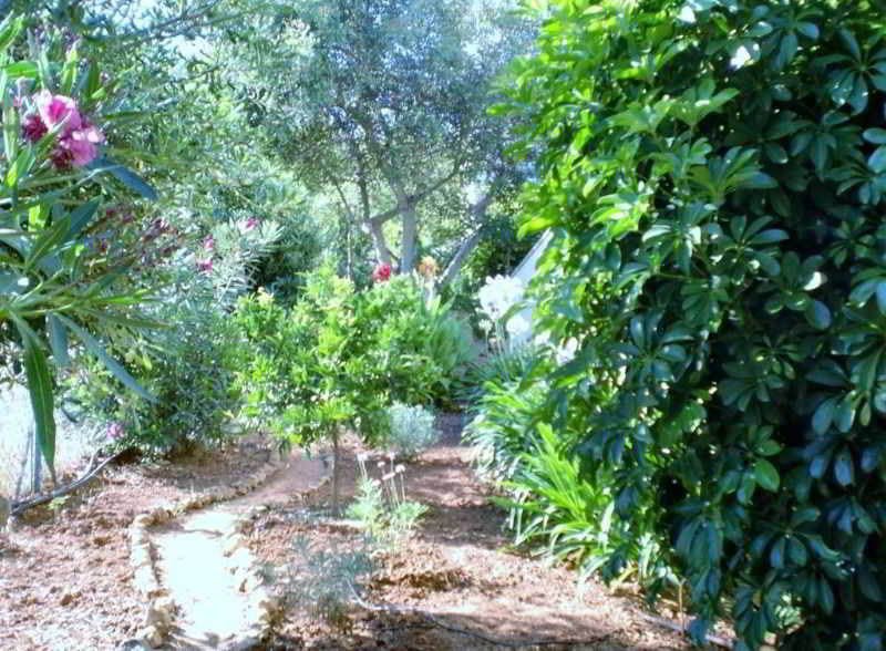 Quinta Dos Caracois 12/21