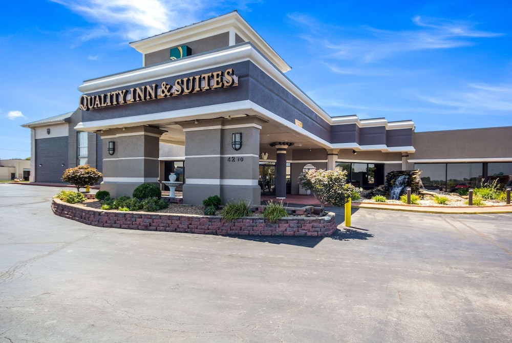 Quality Inn & Suites Kansas City - Independence I-70 East 1/34