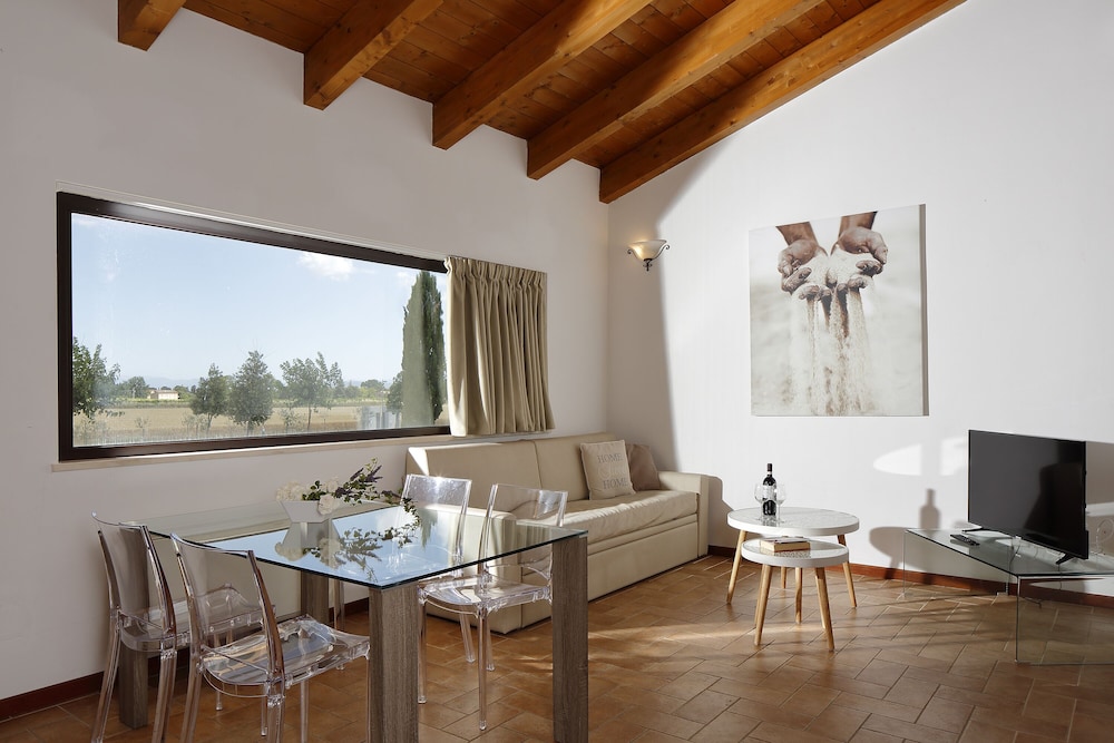 Giotto Luxury Country House 30/50