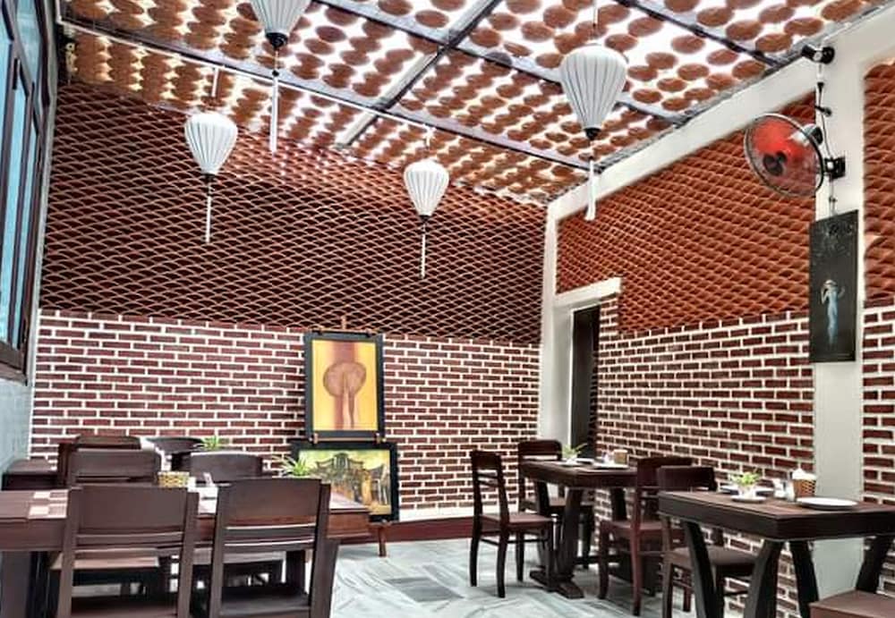Vinh Hung Library Hotel 53/63