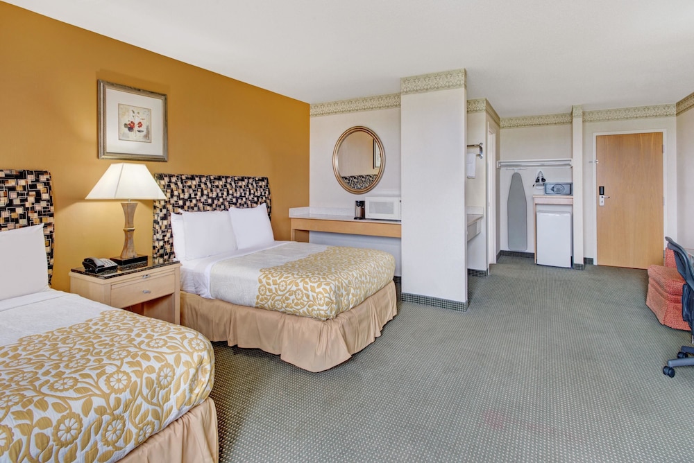Days Hotel & Conference Center - Methuen 18/32