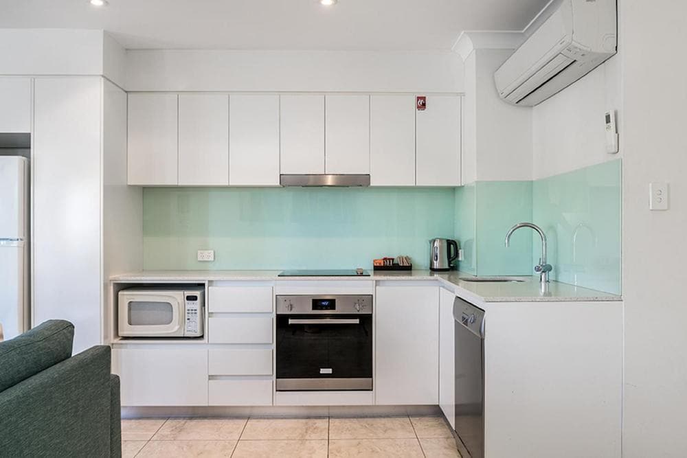 Bayview Beachfront Apartments 28/50