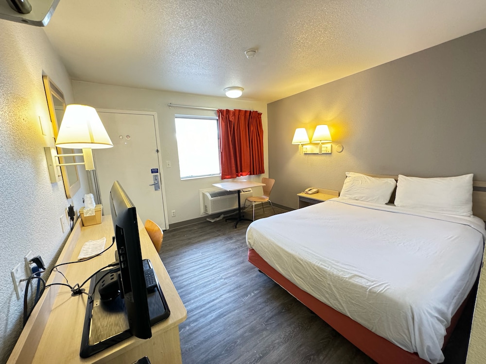 Motel6 Casper, WY 30/63